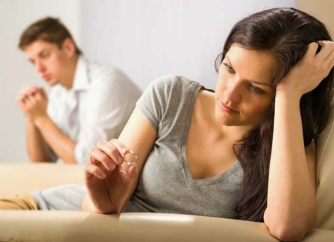 Saia da rotina: 5 maneiras de apimentar sua vida sexual sem dor de cabeça